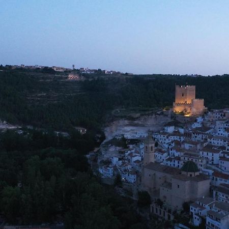 Apartamento Villar アルカラ・デル・フカル エクステリア 写真